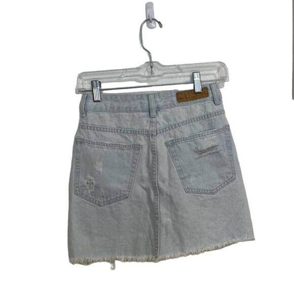 Cotton On Light Wash Distressed Denim Skirt Sz 2 - Picture 9 of 11